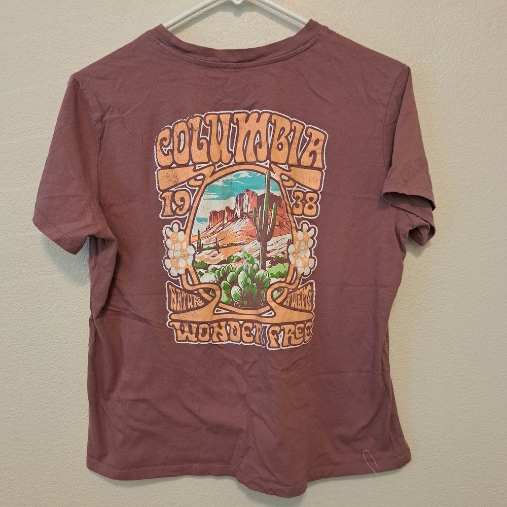 Columbia Womens Graphic T-Shirt Medium Mauve Desert Nature Awaits Wonder Free